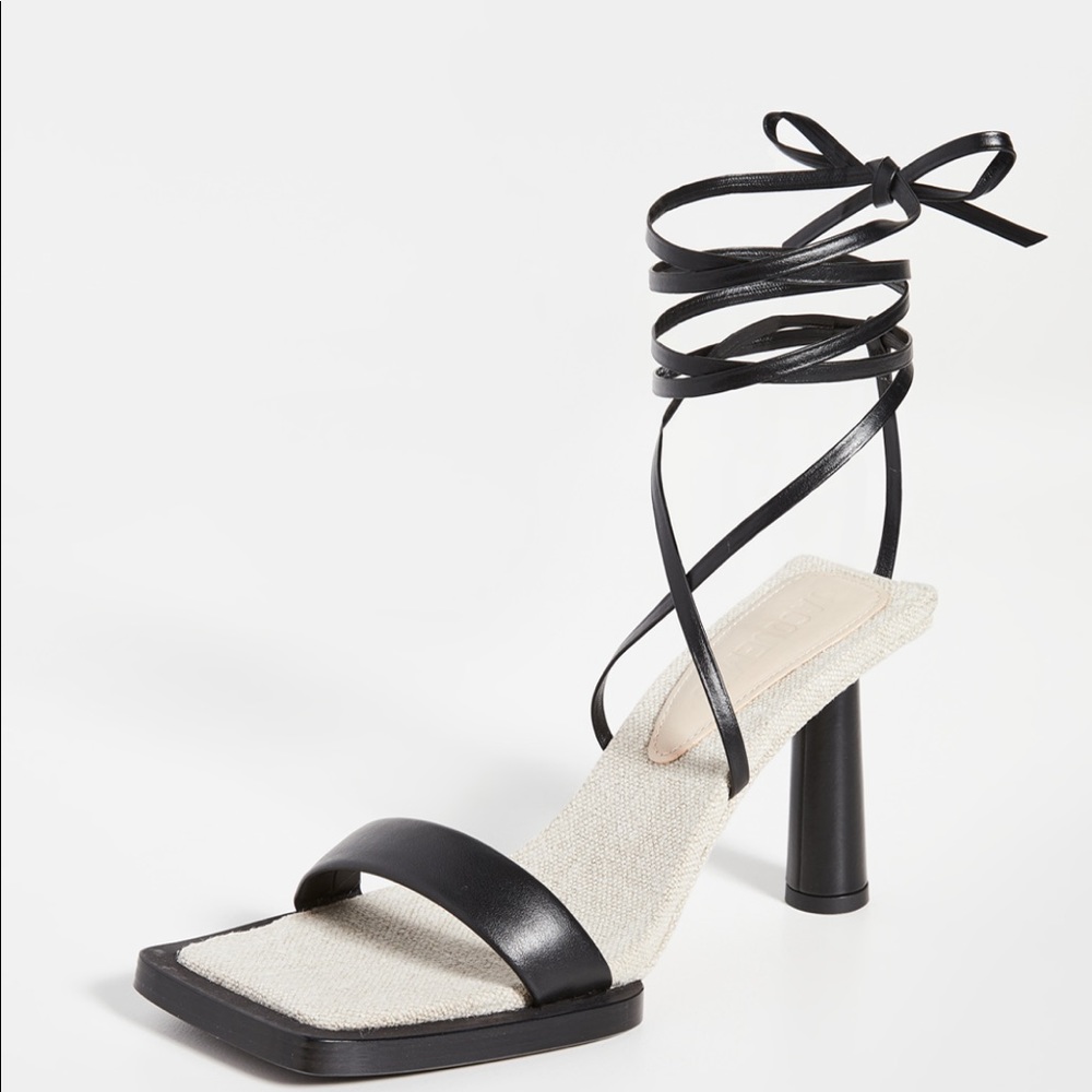 Jacquemus Les Carre Rond Sandals